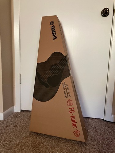 Yamaha 4 scale acoustic - jr-1,