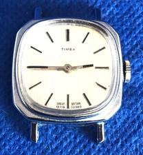 ANCIEN VINTAGE Montre Uhr Watch TIMEX 15119 02380 Great Britain FOR PARTS Gris