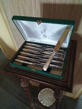 12 Couteaux à Entremets