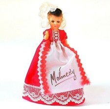 Poupée Costume Folklorique