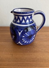 petit pichet a lait signé