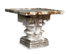 Table en onyx et pierre