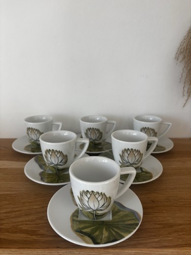 Ensemble tasses et - ensemble,