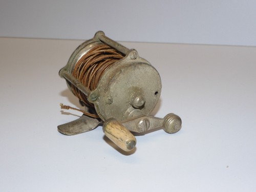 Ancien petit moulinet de - -ancien,