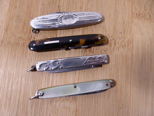 Lot anciens petits couteaux