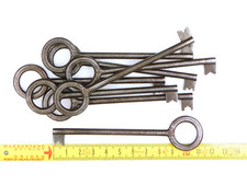 8 anciennes clefs CB