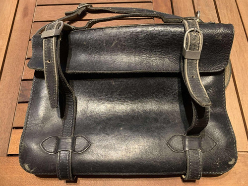 Sacoche cuir noire