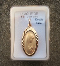 Beautiful Gold Plated Religious Pendant Medal New From Stock Holy Virgin Mary