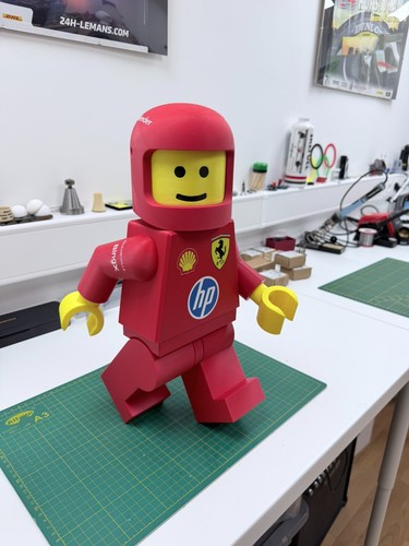 Giant ferrari inspired - giant,