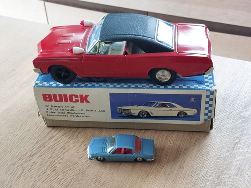 Voiture collection jouet - ,