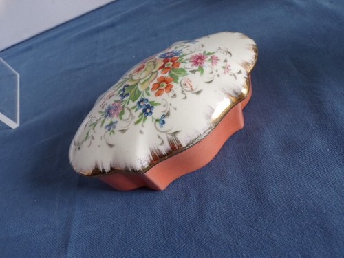 Bonbonniere couvert - ,