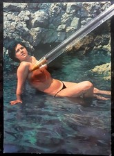 Baigneuse en monokini _