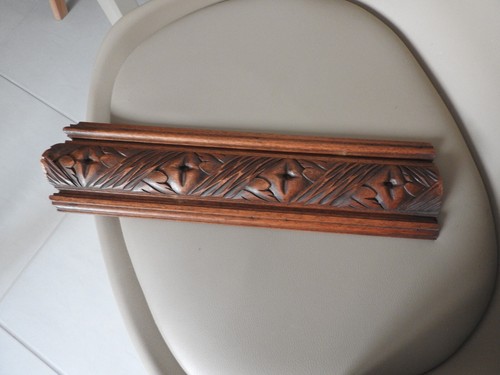 Plaque bois sculpté - bois,