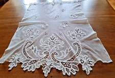 Early 20th Century Embroidered Tulle Curtain - 88cm x 59cm