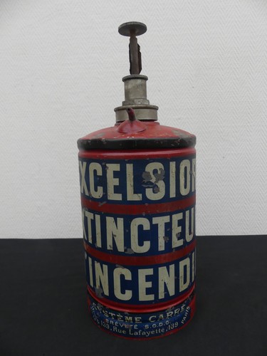 Ancien extincteur excelsior