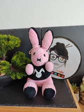 doudou peluche lapin playboy