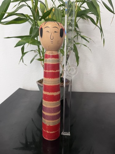 Kokeshi style tsuchiyu - style,