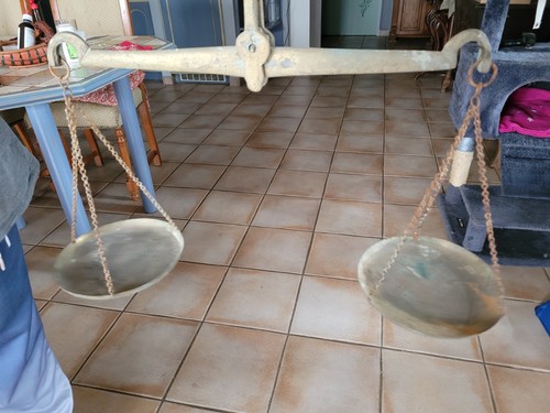 Ancienne balance plateaux - balance,
