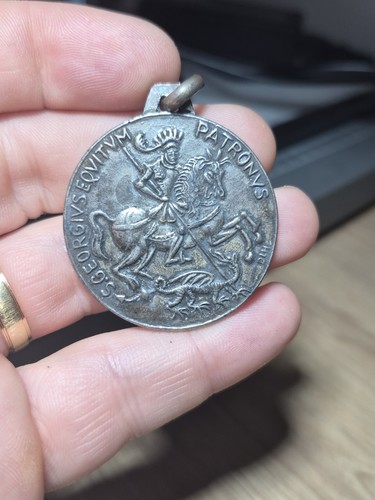 153 médaille saint - médaille,