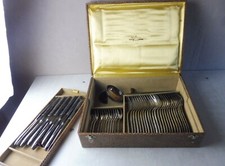 Ancienne valise / ménagère, en métal argenté, Apollo 84, 49 pièces