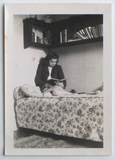 Young Woman Bed Book Bed Flowers Bedroom - Old Photo Snapshot, Flers 1942