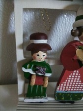 Vintage Wood Arch Christmas