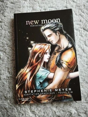 New moon tentation - -,