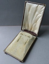 Ancien écrin en cuir pour