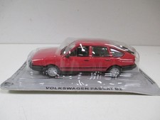 VOLKSWAGEN VW PASSAT B2 Rouge Red Rot 1985 par IXO DeAgostini au 1/43