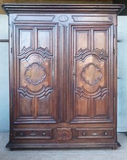 Armoire Louis XIV en chêne massif époque 18ème
