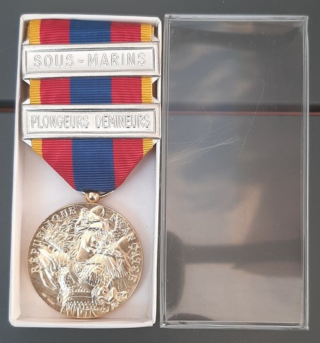 Médaille défense - médaille, d'or