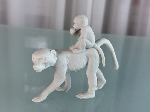 Figurine goebel singes - singes, en