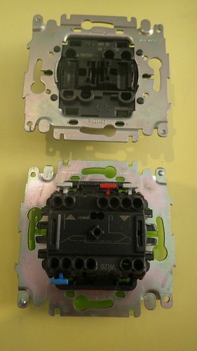 Arnould initia 69020 - -,