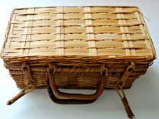 Coffrêt, valisette en osier