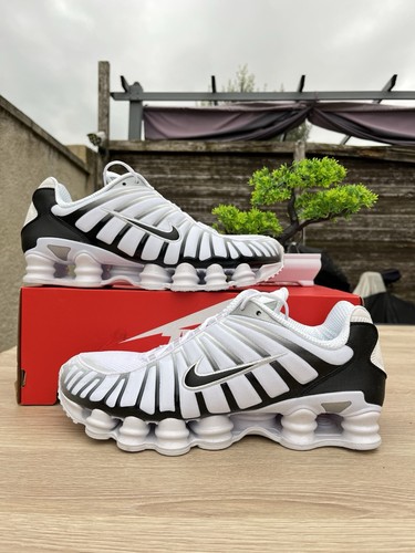 Baskets nike shox blanches - nike,