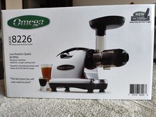 Extracteur de jus Omega 8226 Chrome : jus de fruits et légumes