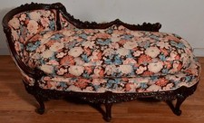 1910 Antique French Louis XV Mahogany Spring-seat Chaise lounge / Sofa