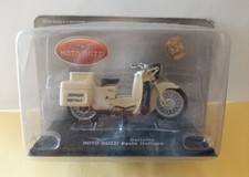 Die Cast 1/24 Moto Guzzi Galletto Poste Italiane