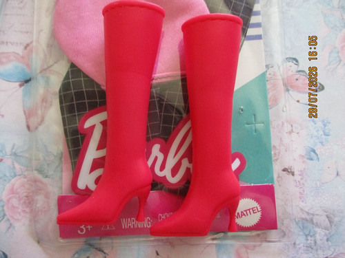 Poupee barbie paire de - /,