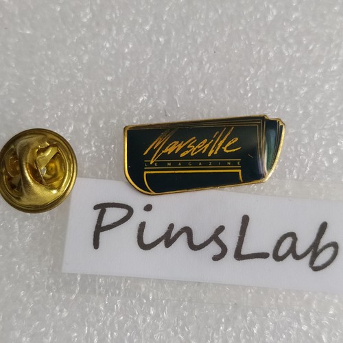 Pin's-FOOTBALL-Le
