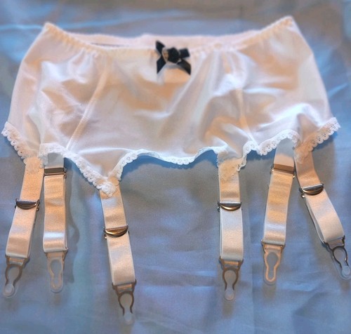 Porte jarretelles blanc 38 - porte,