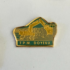 02 -  Pin's ENGIN CHANTIER