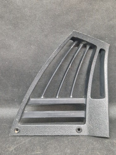 Ancienne grille ventilation - ancienne, de