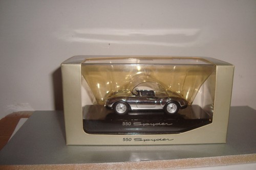 Minichamps porsche 550 - -,