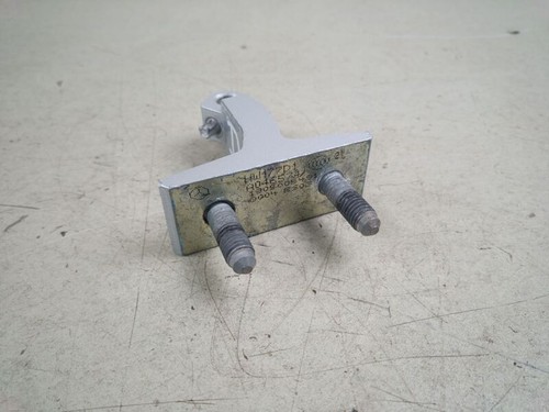 A046574 charnière portière