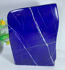 Pierre tombale polie de forme