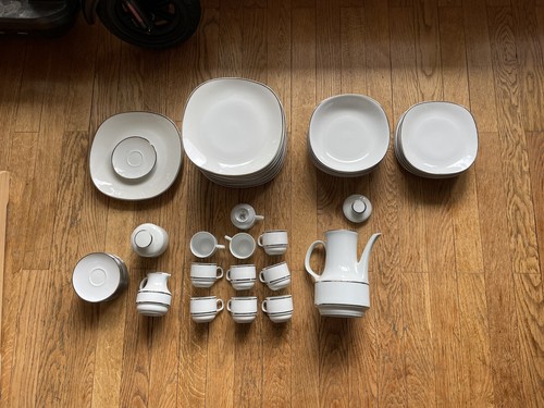 Service table porcelaine - de,