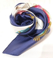 Collier statue bouddhiste