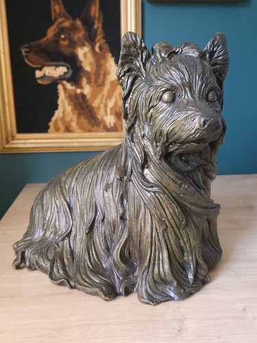 Statuette figurine statue