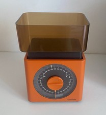 Balance Ménage Cuisine Orange